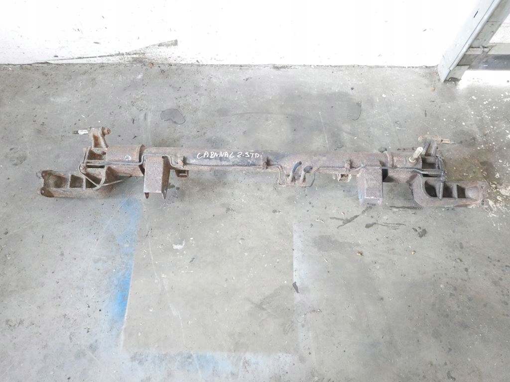 фото №1, Oś балка подвеска задняя kia carnival i 2.9tdi 99-