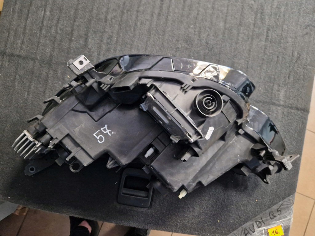 Фара правая  перед передняя full led pure vision renaul megane iv 260106126r Киев