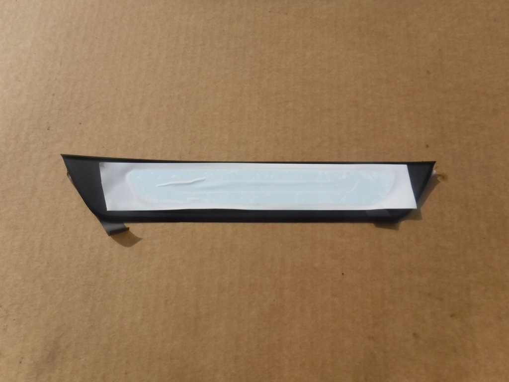 фото №1, Молдинг накладка порог правый задняя audi a6 c8