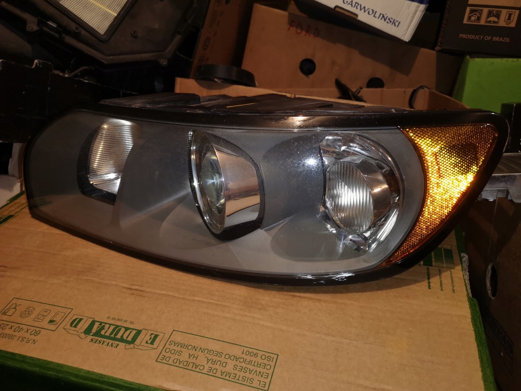 фото №2, Фара volvo s40 v50