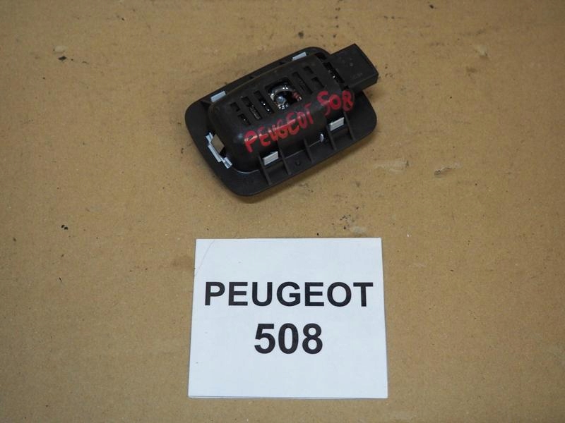 фото №4, Лампа потолочный подсветка салона peugeot 508