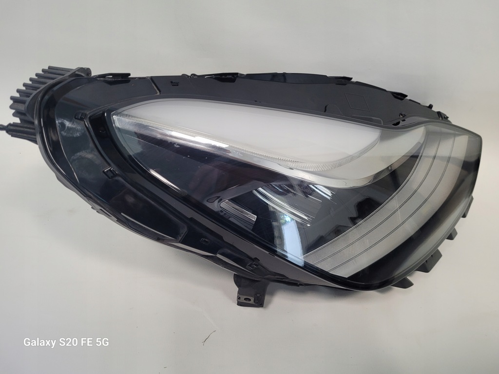 фото №9, Tesla 3 model 3 лампа правая перед передняя full led 1077376-50-b