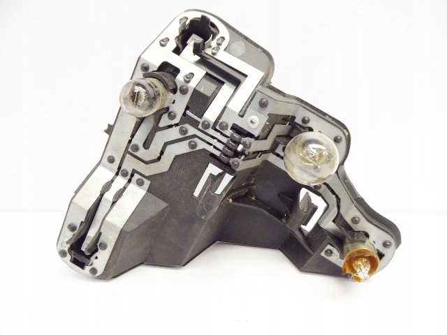 фото №1, J/21 rover 45 hb цоколь лампочка вкладыш лампы l.tył