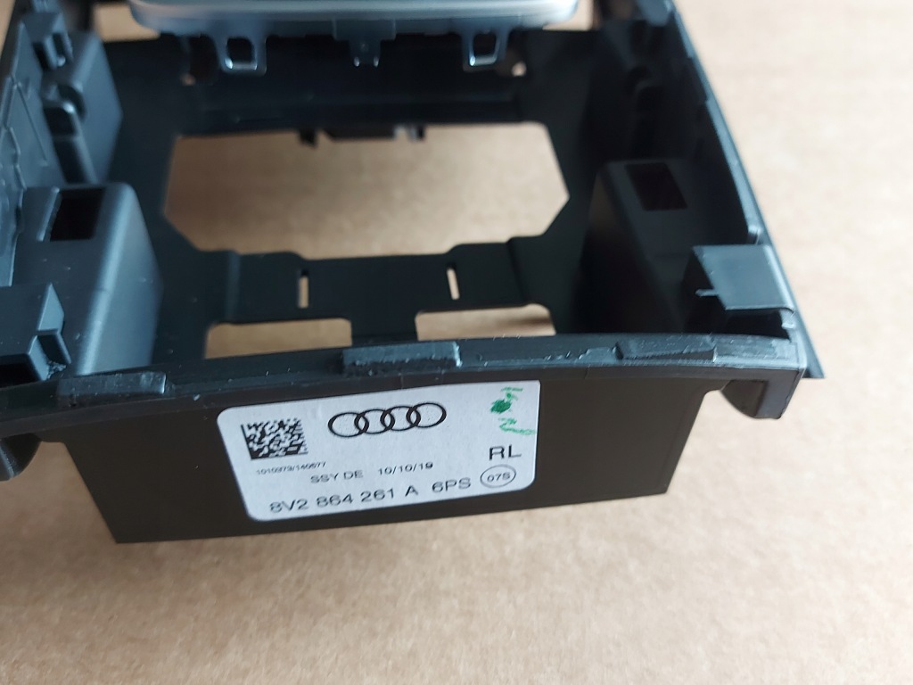 Audi a3 тунель середній декори стан bdb 2019r Недорого