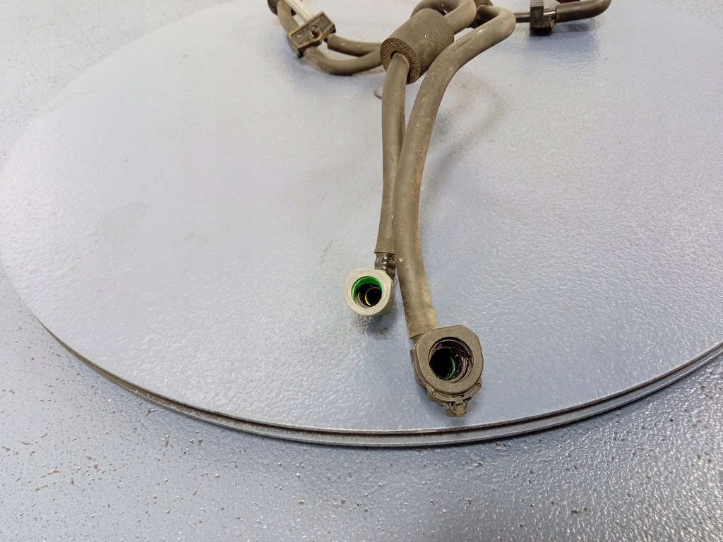 фото №7, Citroen c5 iii 1.8 16v клапан вакууму 2580008c