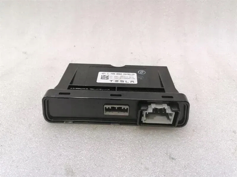 Купити Модуль гальма стояночного tesla model x 75d 1007618-00-e блок sterując