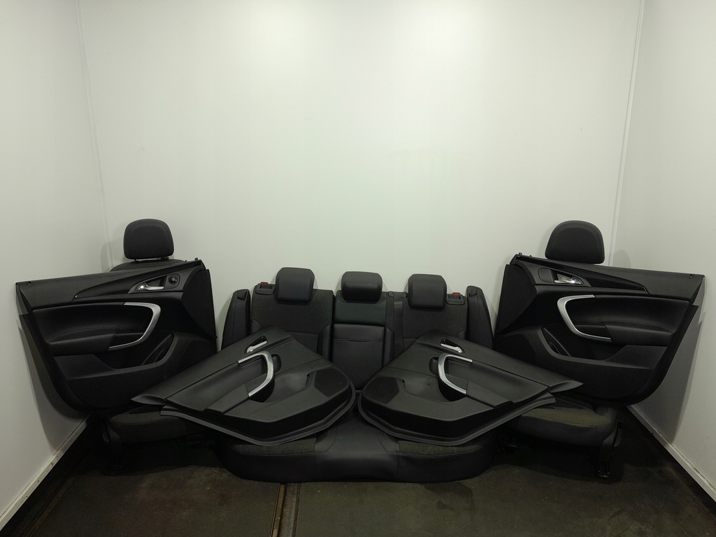 фото №1, Opel insignia a liftback сидіння заднє сидіння комплект напівшкіра eu