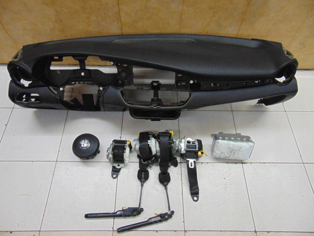 фото №1, Приборная панель консоль подушка безопасности alfa romeo giulia