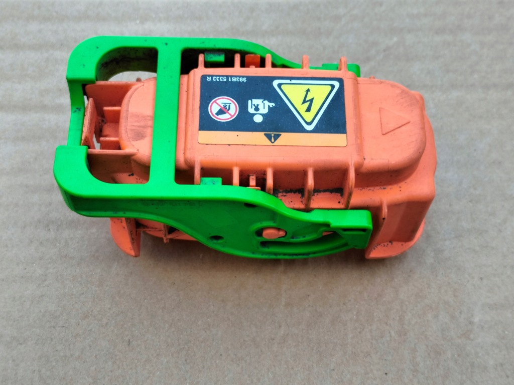 Купити Renault arkana 1,6 e-tech запобіжник акумулятора