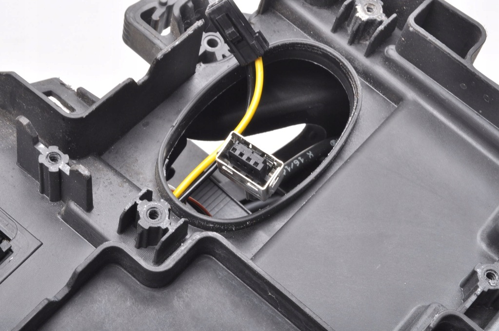 фото №11, Volvo v70 iii xc70 ii лампа левая передняя левый перед lift 31420011 uk