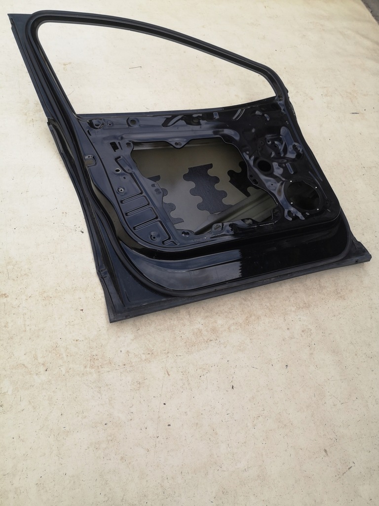 фото №10, Дверь левая перед передние vw id4 11a чёрные ładne 11a831311