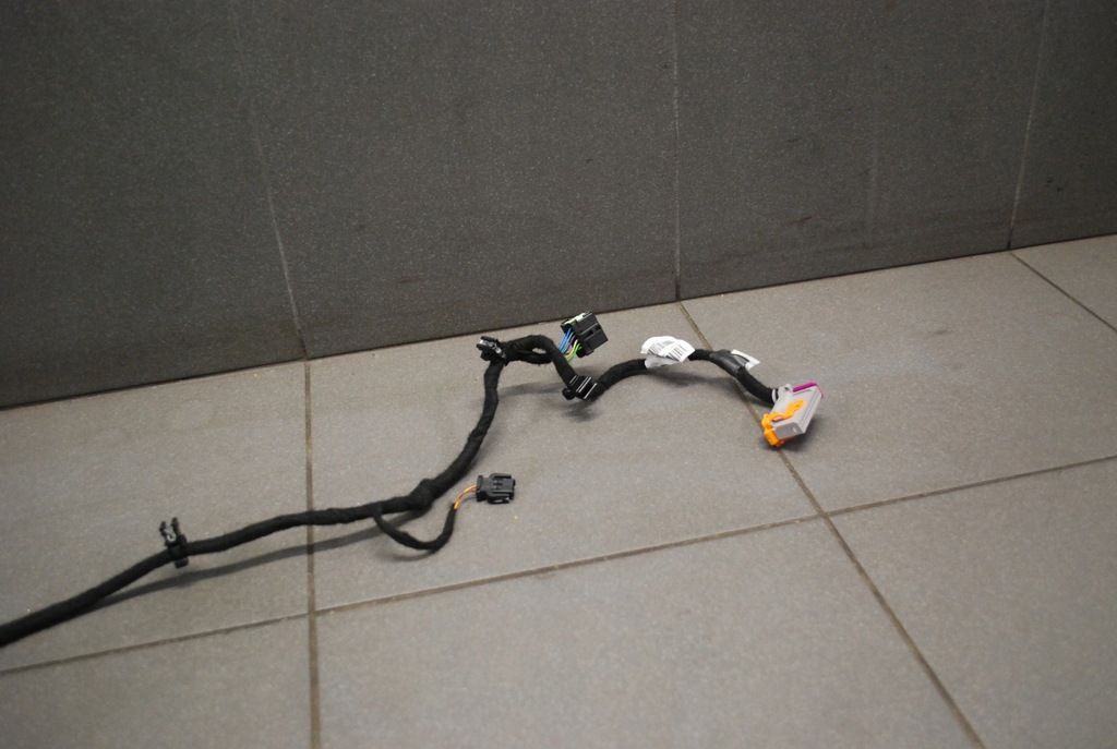 фото №8, Жгут обшивка перед дверь audi a8 d3 4e0971036d