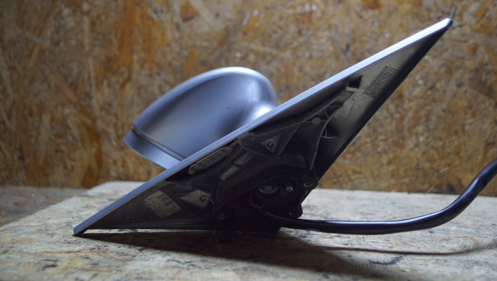 Mercedes cls w219 зеркало левая складной 8+7 uk l1690 Цена