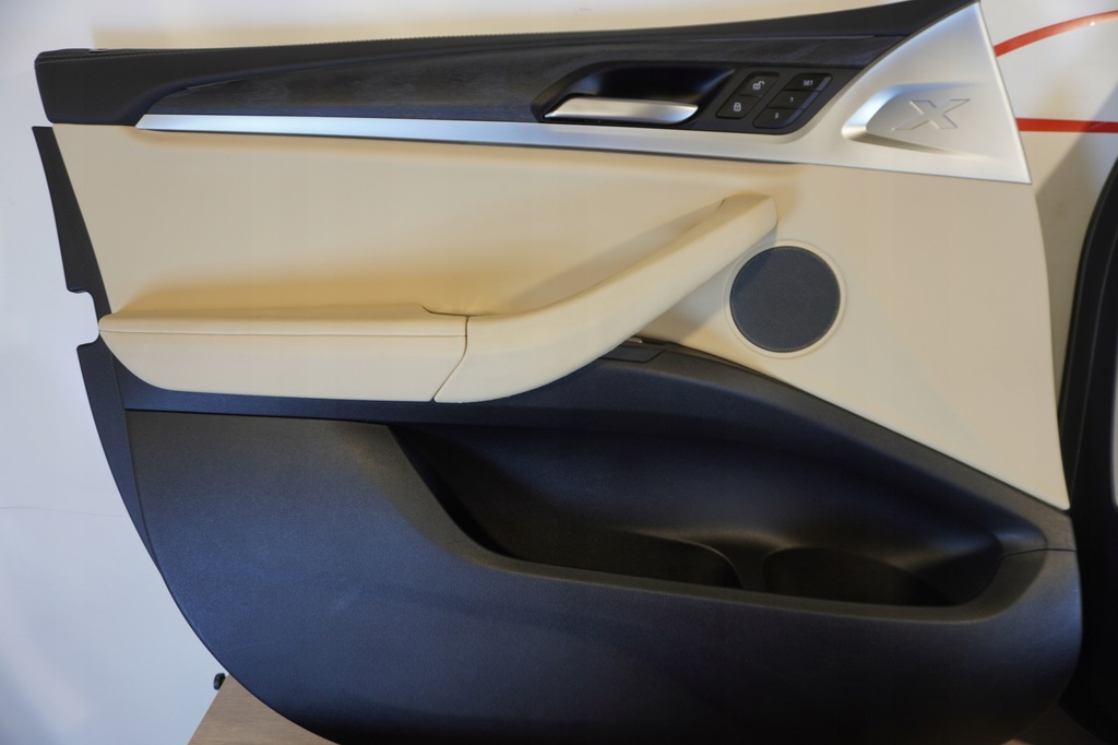 фото №2, Обшивки обивка дверь bmw x3 g01 led шторка