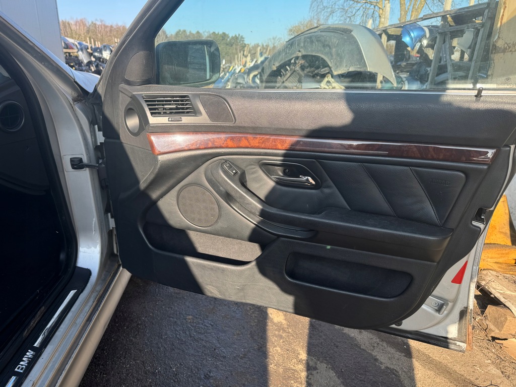 фото №5, Bmw seria5 e39 комплект сидінь обшивка дверей двері обшивки сидіння сидіння заднє сидіння