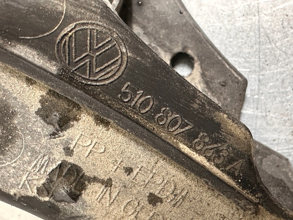 фото №9, Volkswagen golf sportsvan 2016 елементи кріпильні