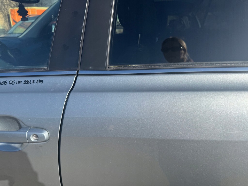 фото №5, Toyota avensis t25 lift двері ліва задні лівий задня 1f8