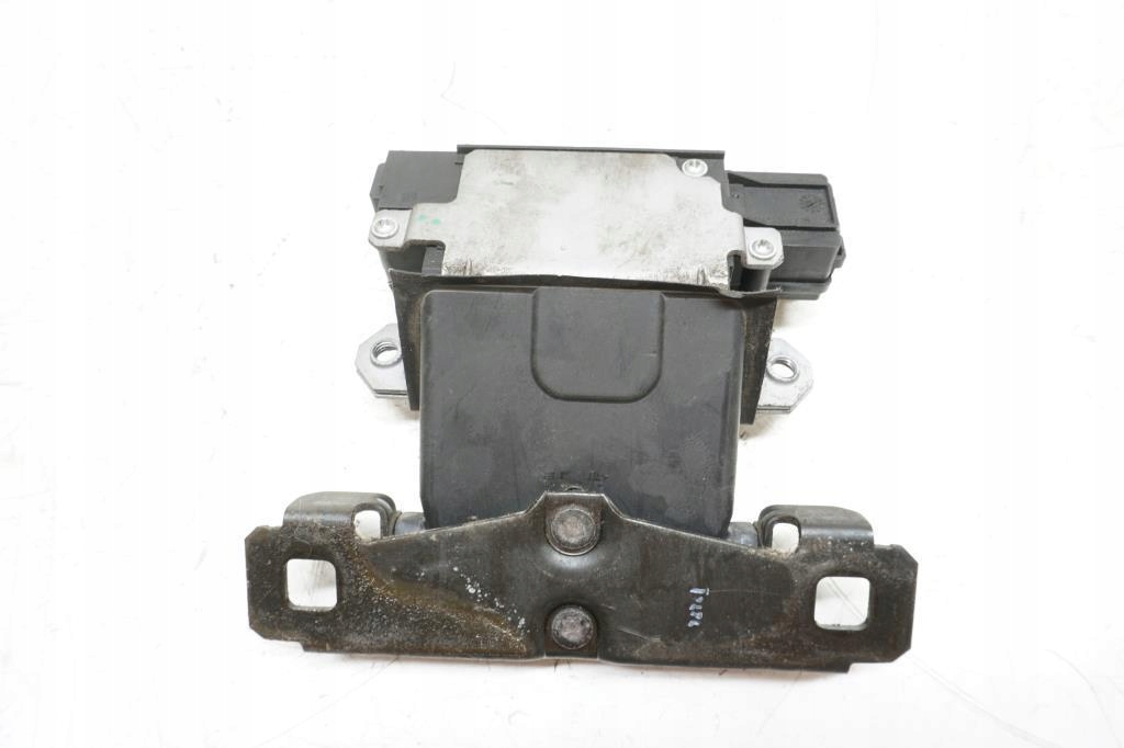 фото №1, Замок кришки багажника задня volvo v50