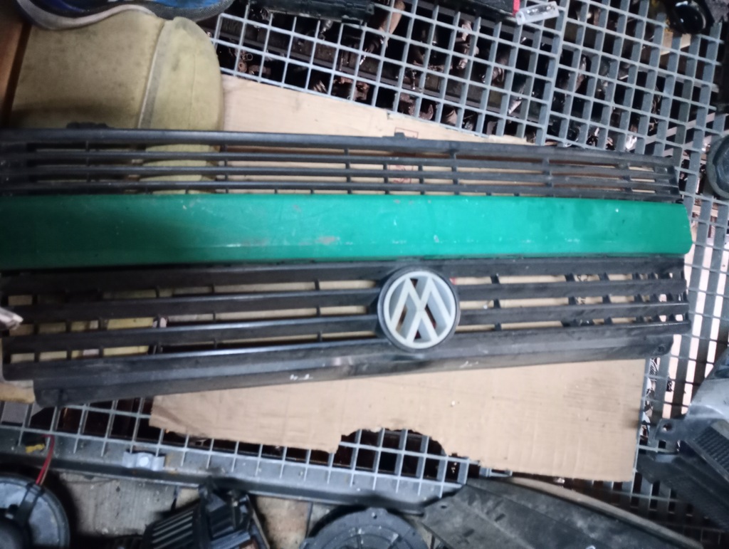 фото №1, Решётка радиатора решётка радиатора радиатора vw transporter t4