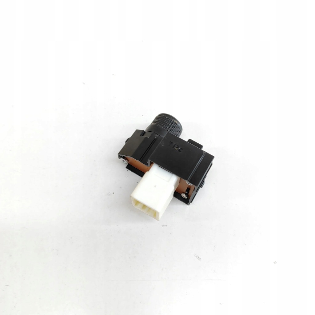 фото №6, Toyota land cruiser bj70 2017 другое переключатели i кнопки