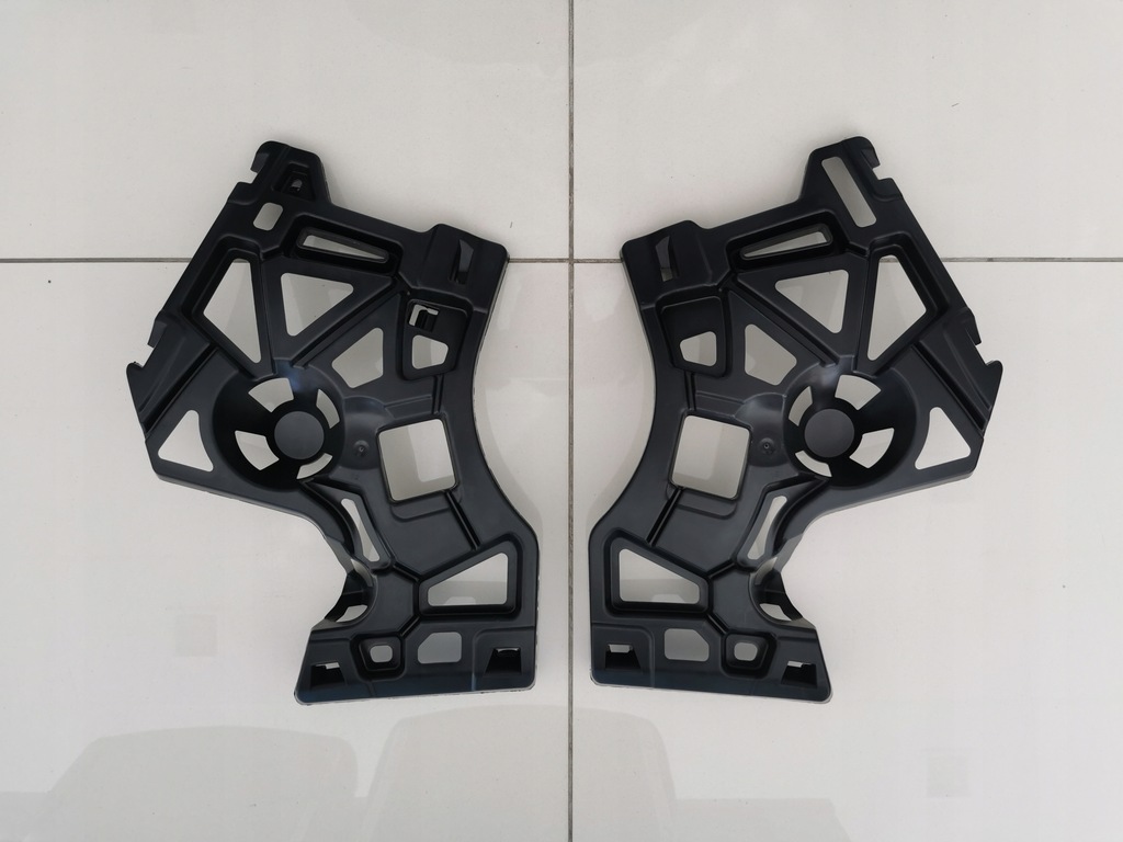 фото №1, 5182 направляющая бампера задняя renault megane iv