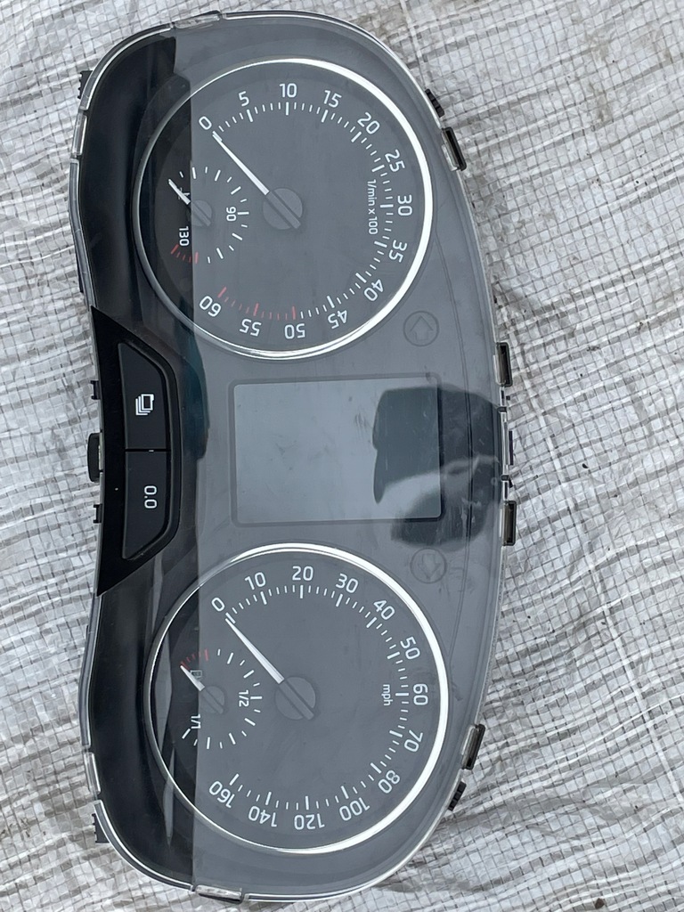 фото №1, Skoda rapid 1,6 tdi счетчик 5ja920741a