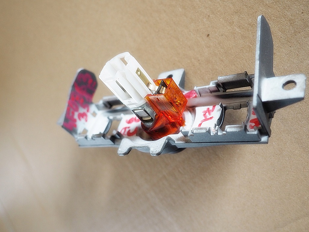 фото №7, Audi a6 c6 прикурювач роз'єм рамка 4f0863351f