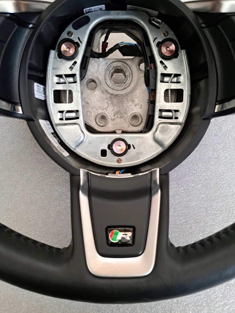 фото №4, Jaguar f-pace s sport повітропровід пелюстки перемикання