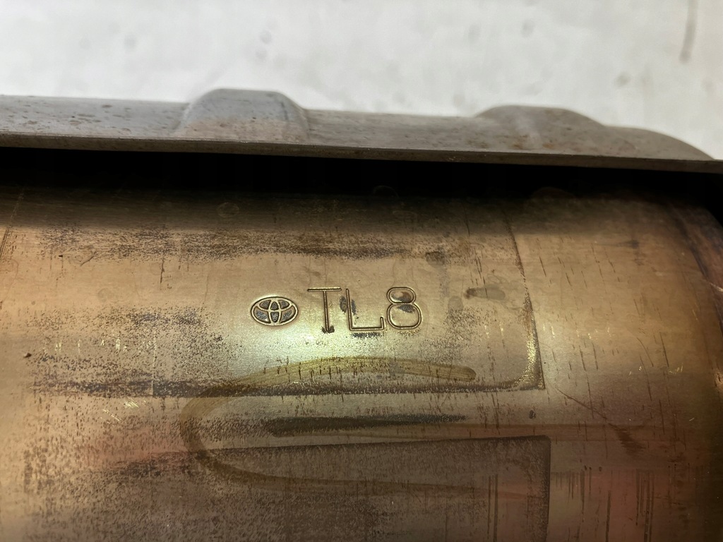 фото №8, Chr c-hr 1.8 гибрид гаситель средний катализатор