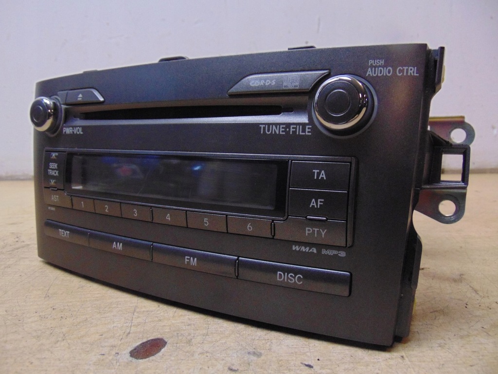 фото №4, Радіо заводський toyota auris 1 86120-02520