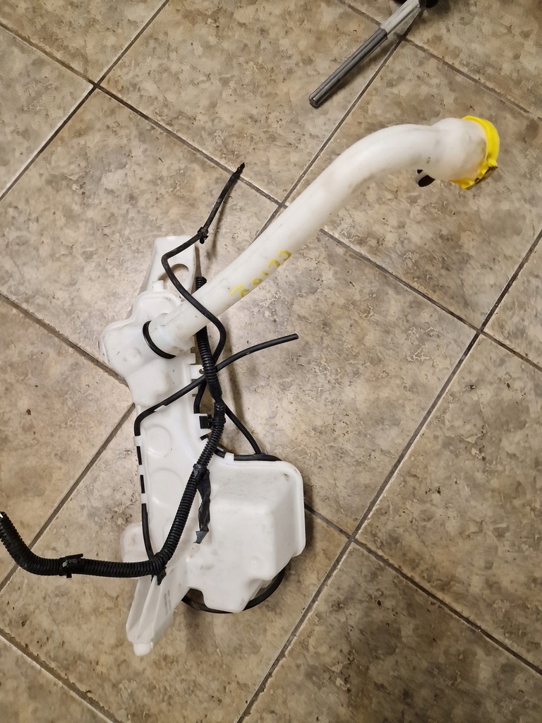 фото №1, Бак омивача renault clio v 289103103r lub 289100307r