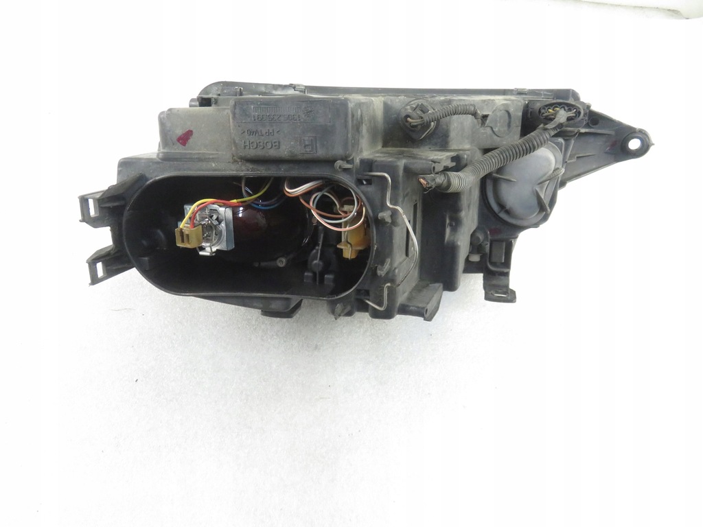 фото №11, Лампа левая передняя audi tt 8n3