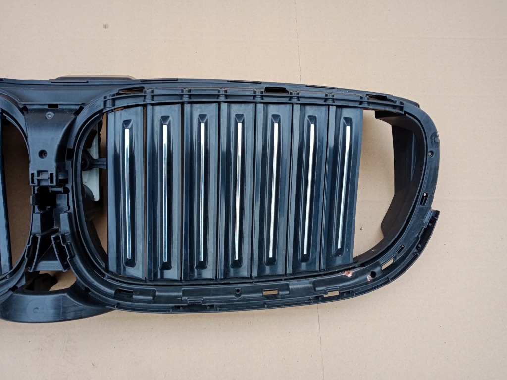 фото №3, Bmw g30, g31 жалюзи шторка решётка радиатора 2015r