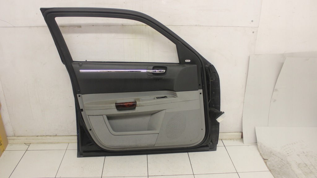 фото №9, Двері ліва лівий перед chrysler 300c 2007r axr