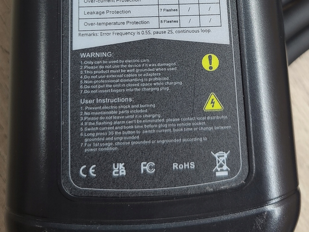 фото №9, Зарядное устройство 8-16a 230v typ 2 ev charger europa do renault tesla smart volvo
