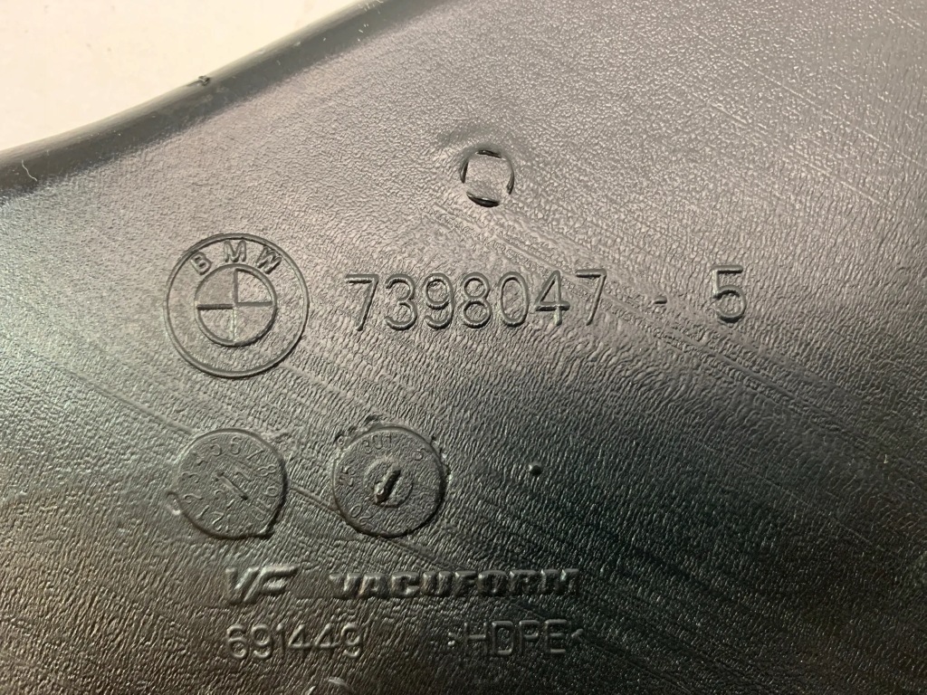 Bmw x3 g01 канал воздуха отопления левое  задняя 7398047 в Украине