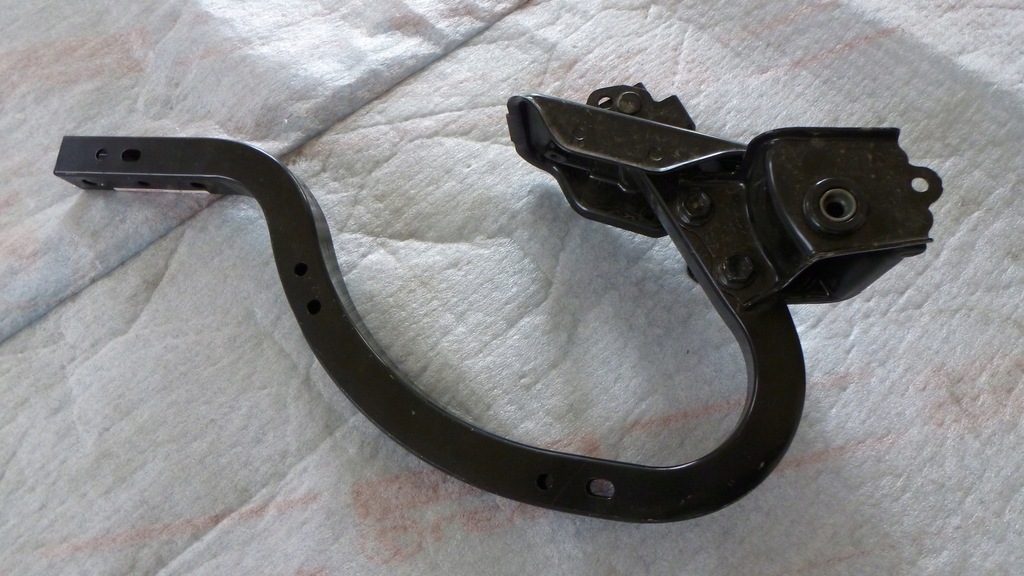 фото №5, Lexus rc петлі кришки багажника 64520-24040