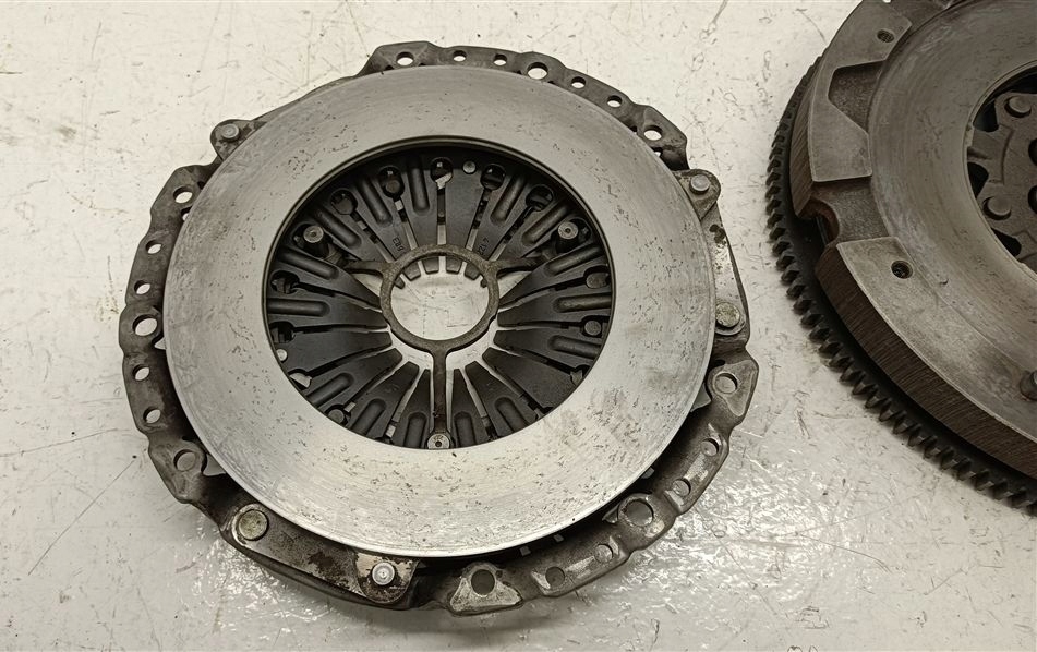 фото №9, Колесо двомасовий диск зчеплення bmw e90 e91 3.0 d 330d m57 m57n2 x-drive