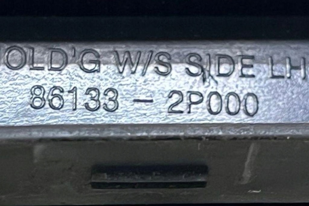 фото №6, Защита передней стекло kia sorento ii xm 861332p000 2.2l дизель 2013