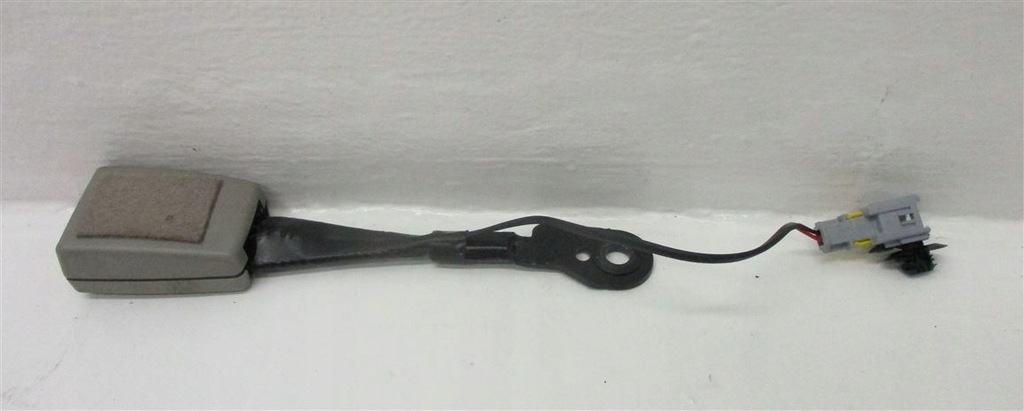 фото №2, Клипса поперечина предохранитель. правый перед citroen c5 iii