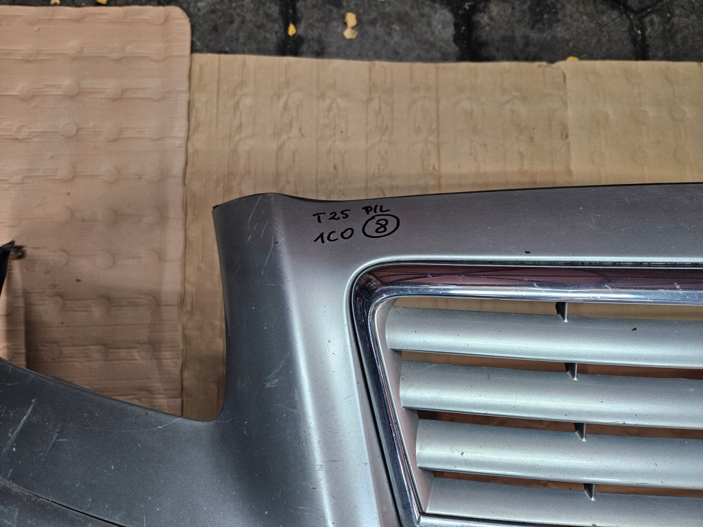 фото №3, Toyota avensis t25 03-06 бампер перед 1c0