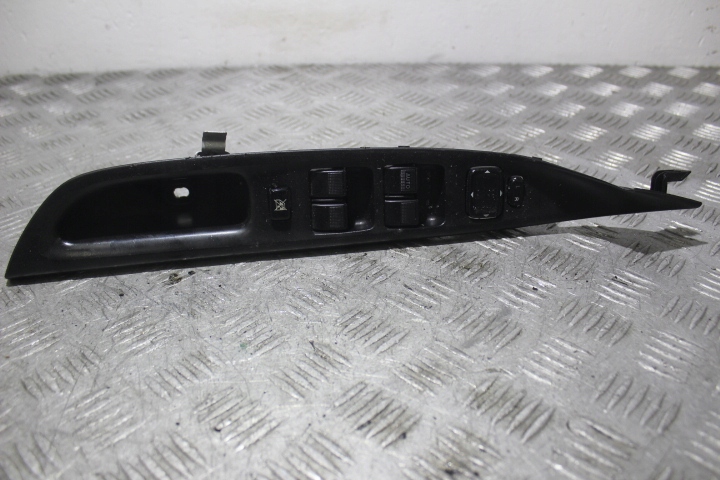 фото №1, Панель управление окон зеркал mazda 6 i