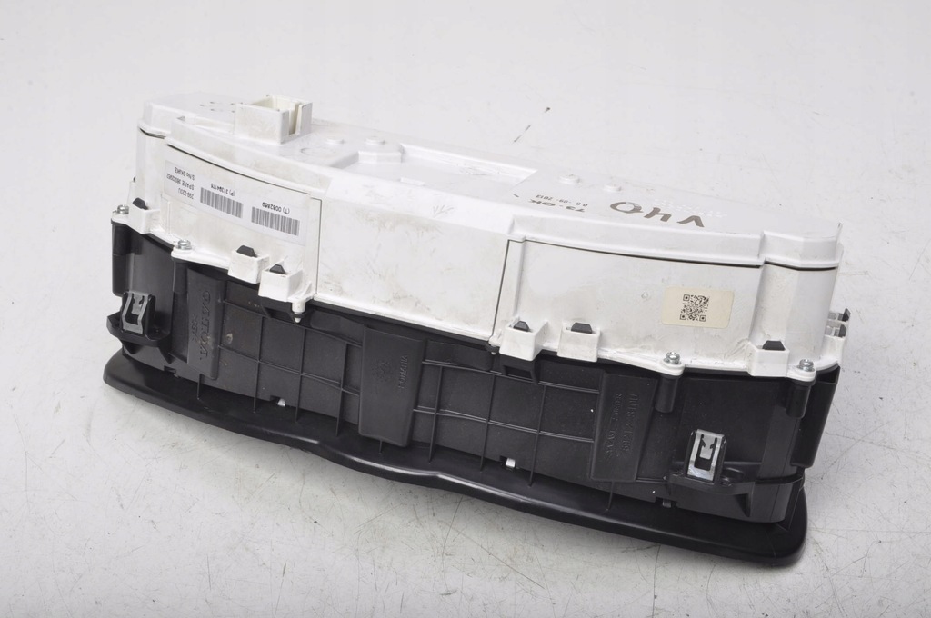 фото №8, Volvo v40 ii 1.6 d2 лічильник прилади 31394175