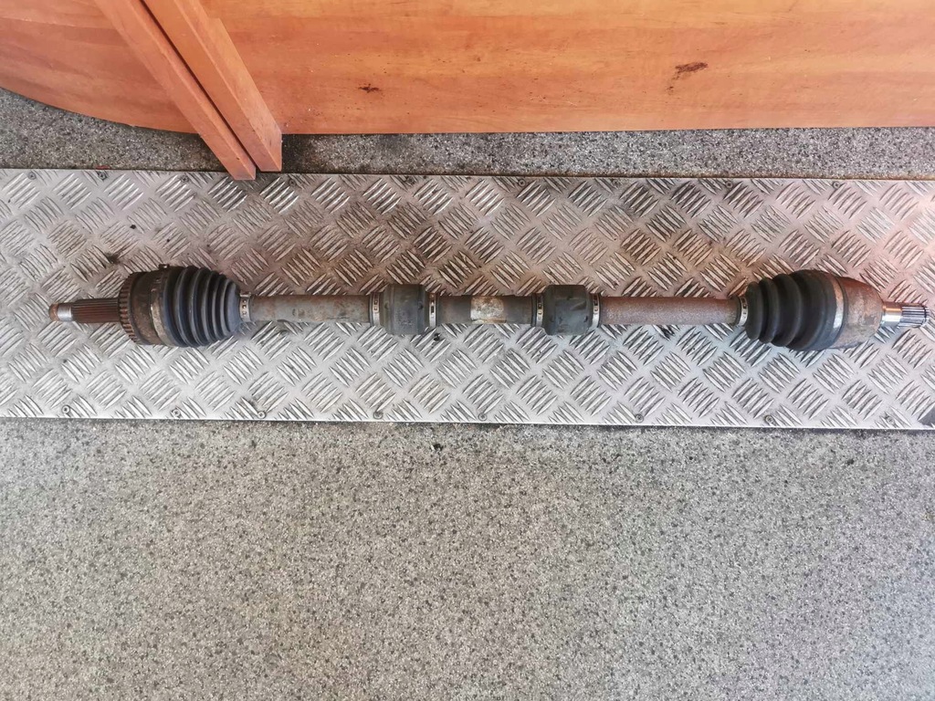 фото №1, Приводной вал правая kia soul i 1.6 crdi автоматическая коробка передач