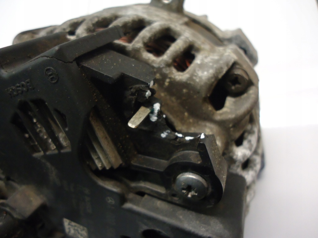 Mercedes w176 1.6cgi генератор a0009061903 0125711030 в Украине