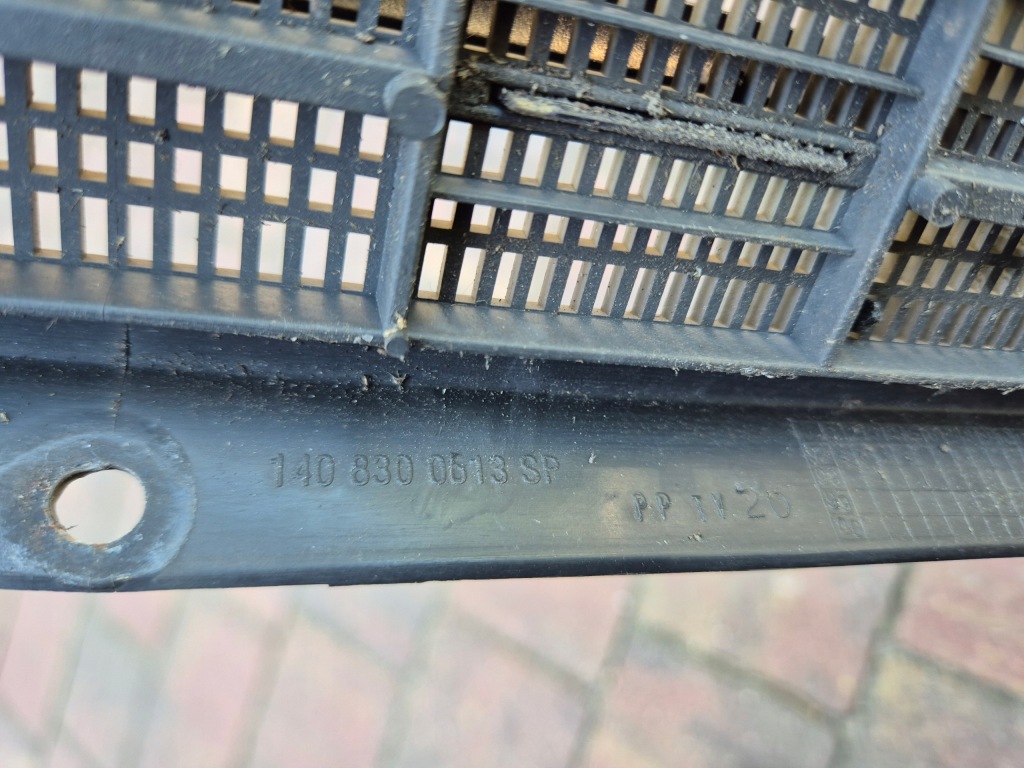 Решётка капот впуск mercedes cl 140 купе 1408300613 в Украине