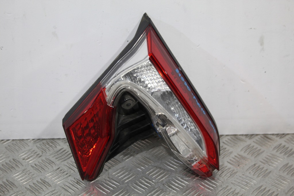 фото №1, Лампа кришки лівий задня toyota chr 81590-f4010