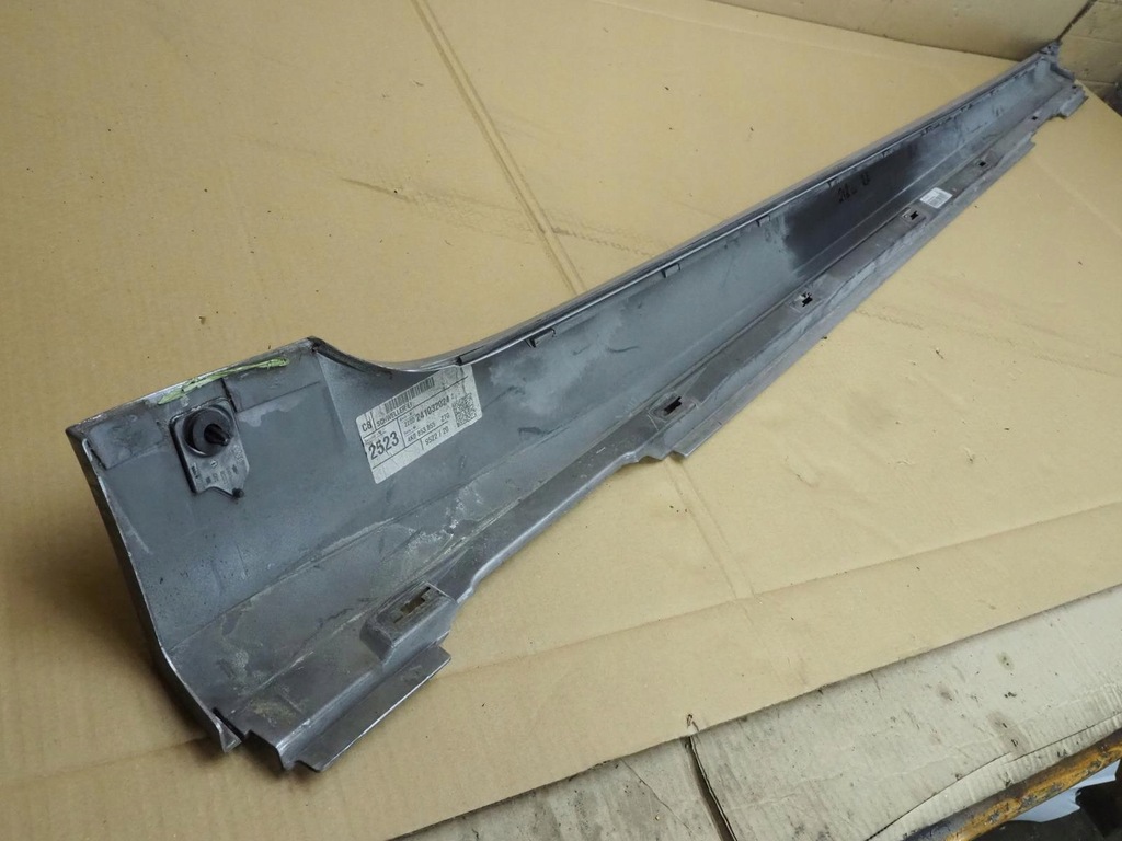 фото №16, Audi a6 c8 молдинг порог левая порог левый 4k0853855