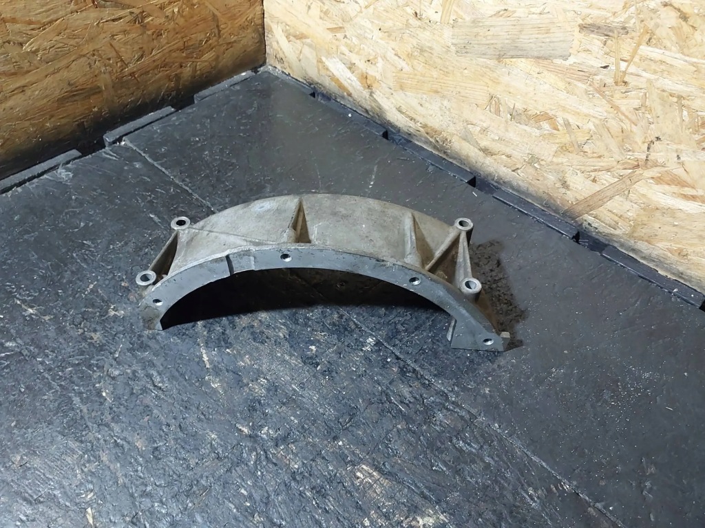 Защита колеса маховика bmw 5 e34 525i m20b25 256k1 механическая коробка передач 12863419 Киев