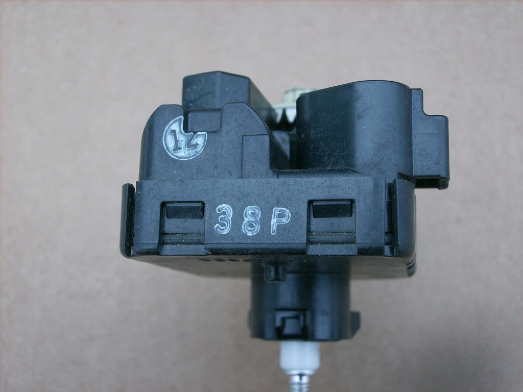 Моторчик фари suzuki alto sx4 vitara 13g2408654a Оригінал